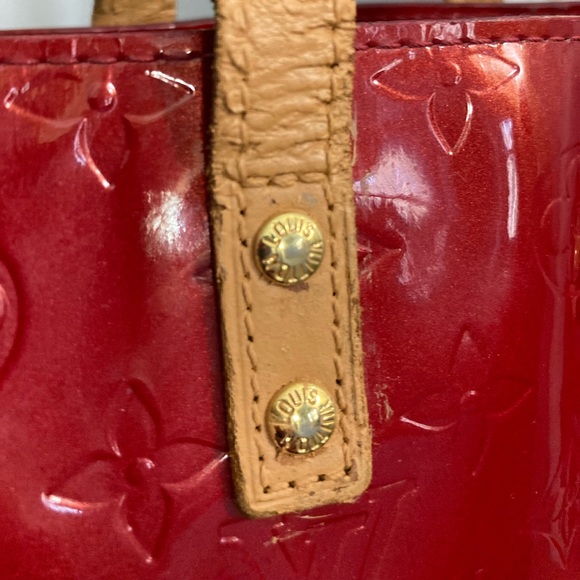 Authentic Louis Vuitton monogram Vernis PM Reade small tote. Cute! - Picture 11 of 16